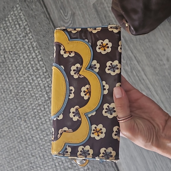 wallet - Picture 2 of 3